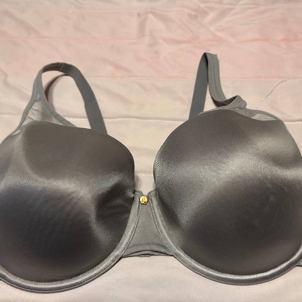 Cacique 40DDD Silver with Lace across the top Bra